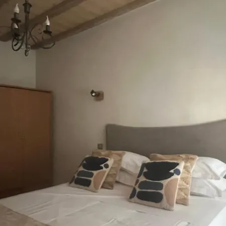 Prestige, Cour Paoli Corte (Corsica)