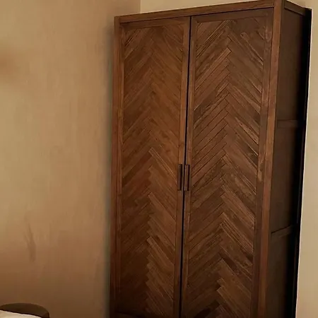 Prestige, Cour Paoli Corte (Corsica)