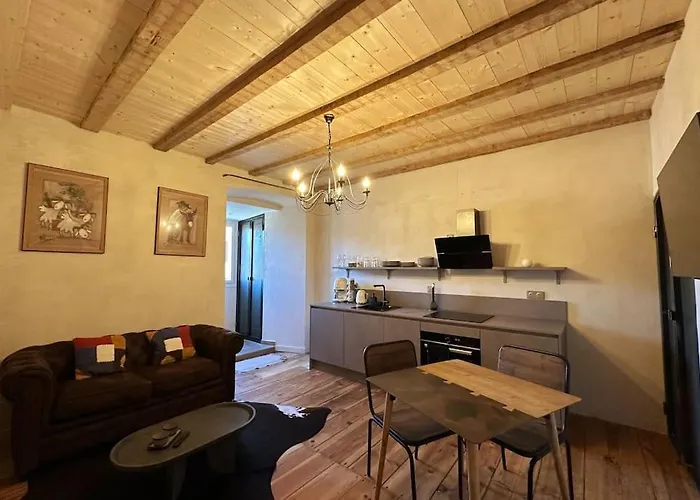 Apartment Prestige, Cour Paoli *